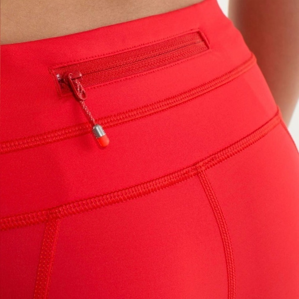 Lululemon Run: Inspire Crop in Love Red Size 6 - Picture 5 of 10